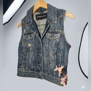 ​Express Jeans Distressed Denim Vest - Medium Wash Vintage Style S
